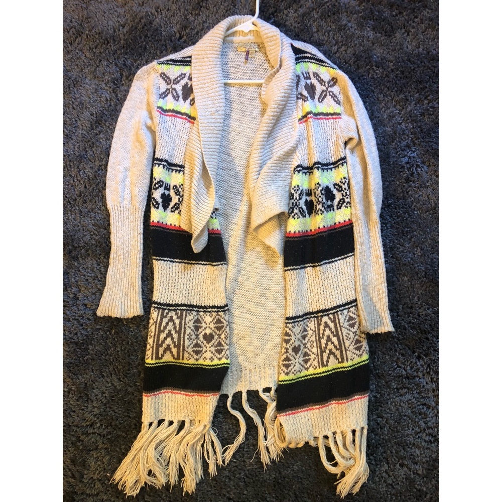 Princess by Vera Wang long fringe sweater